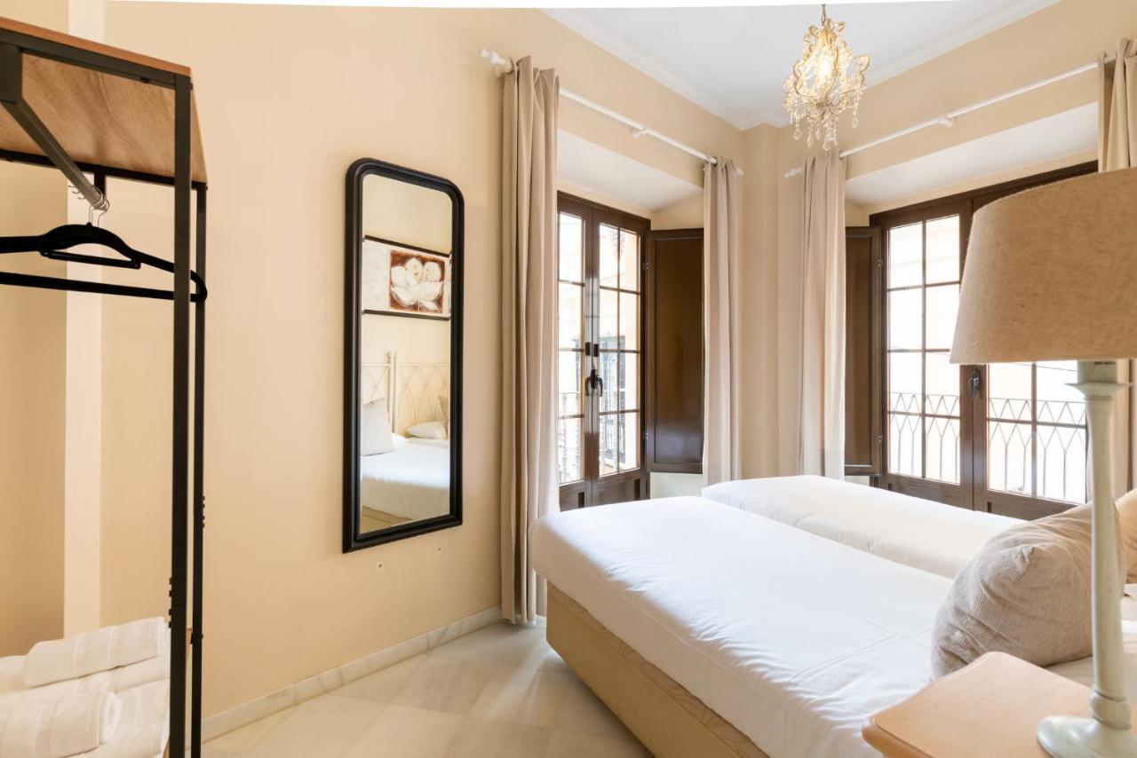 Precioso Y Moderno Apartamento En Centro De Sevilla Luaran gambar