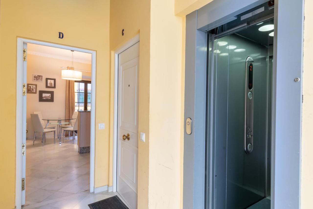 Precioso Y Moderno Apartamento En Centro De Sevilla Luaran gambar